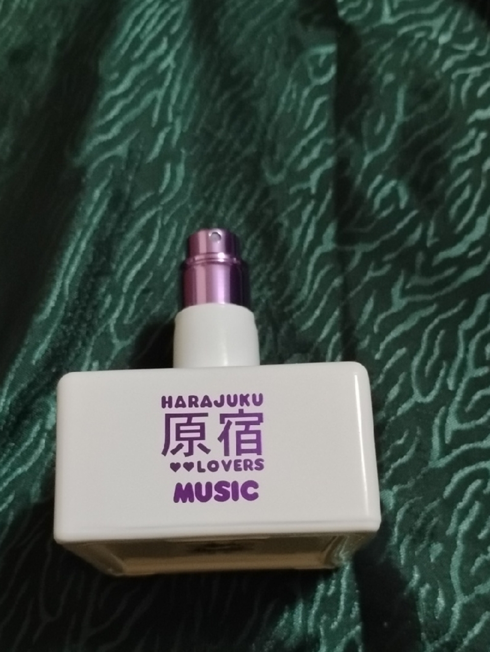 Harajuku Lovers White & Purple Music Portable Fragrance